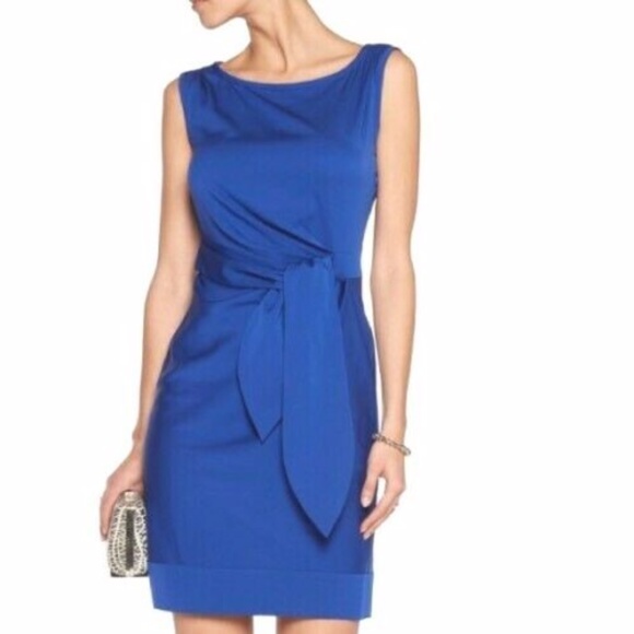 DVF Della Faux Wrap Silk Dress on Sale! - Picture 1 of 9